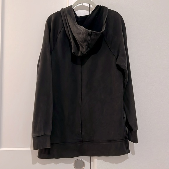 Colsie Long Split Hem Hoodie - Picture 4 of 5